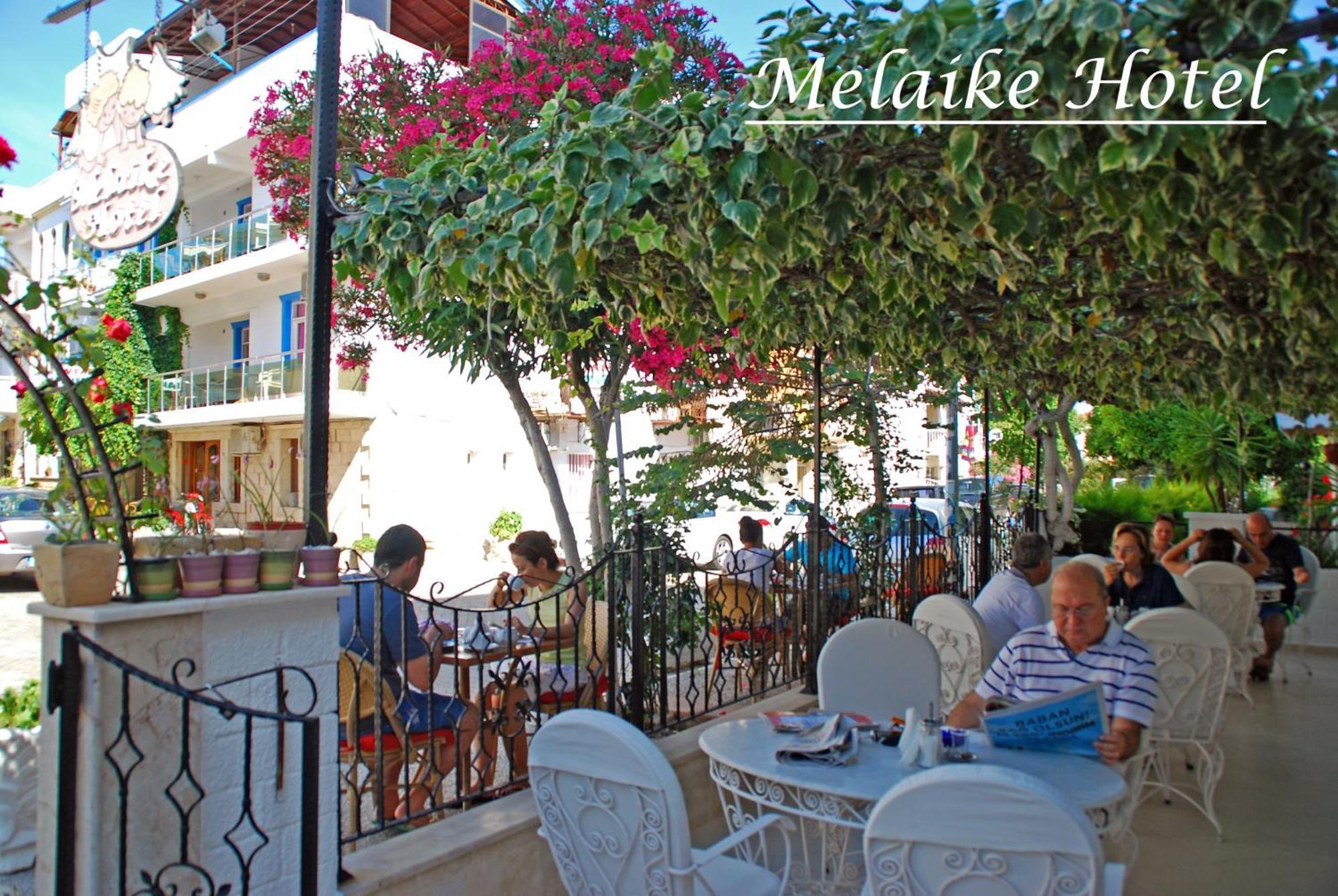 Melaike Hotel Foça Exterior foto